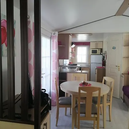 Camping Mobilhome 40 M2 Climatise, Domaine La Lande